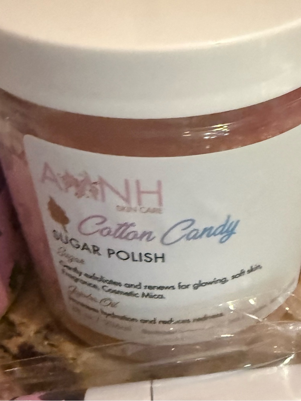 AMINNAH bath and body gift set - Picture 4 of 8